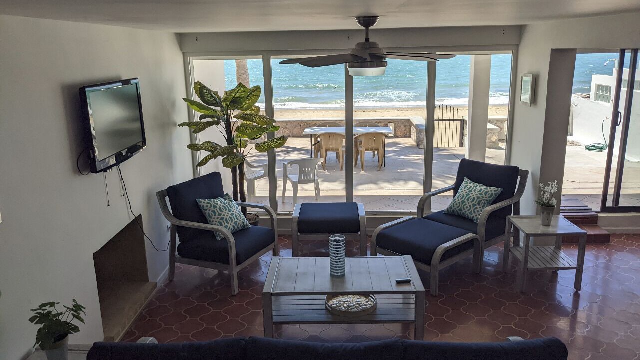 Photo of Livingroom in Bahia Kino