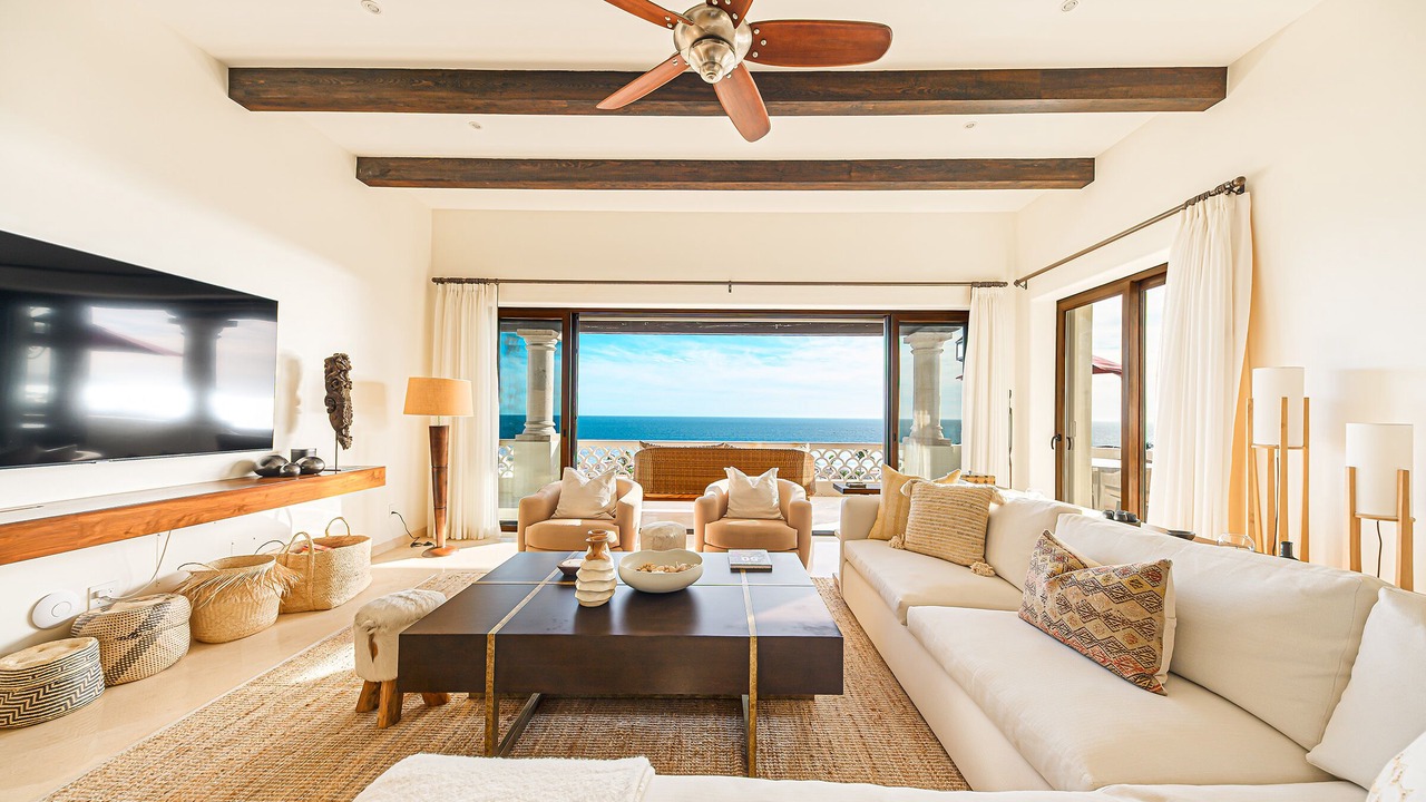 Photo of Livingroom in Buzzards