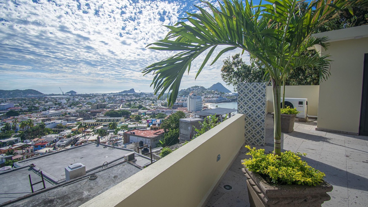 Photo of Patio Balcony in Balcones de Loma Linda