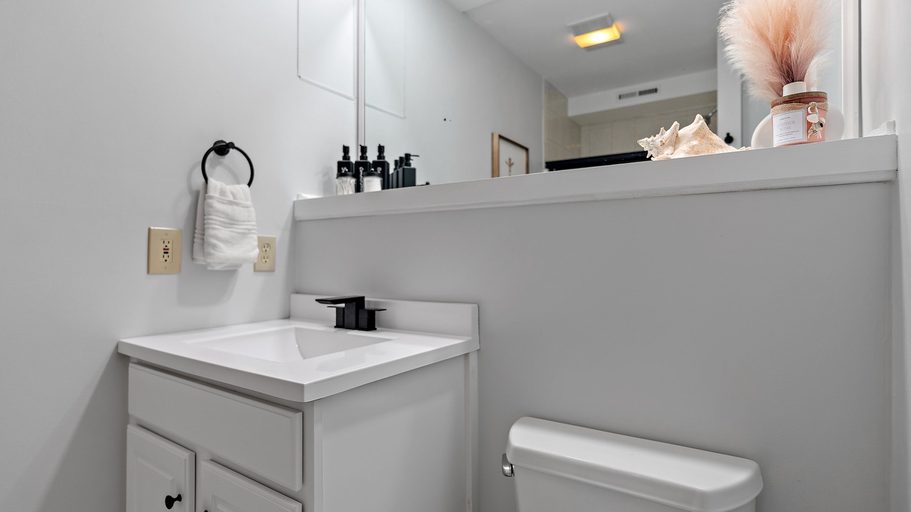 Photo of Bathroom in Saunderstown