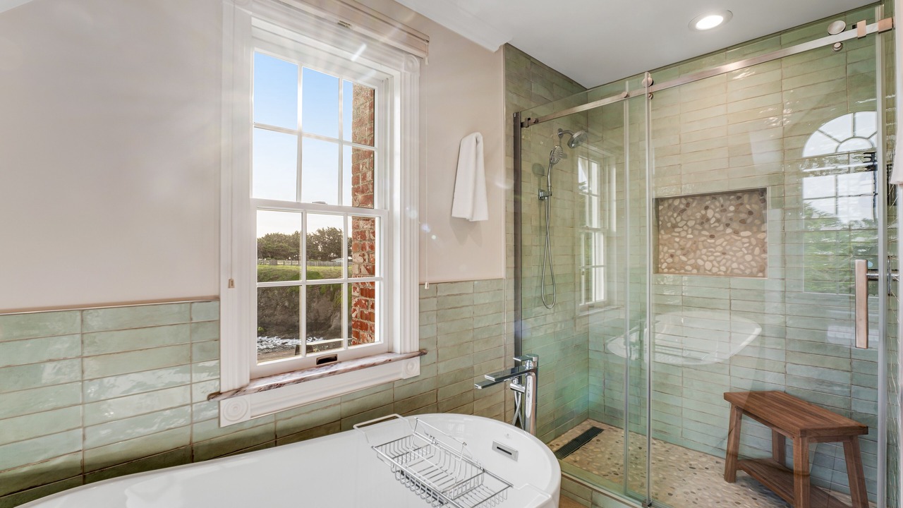 Photo of Bathroom in Caspar
