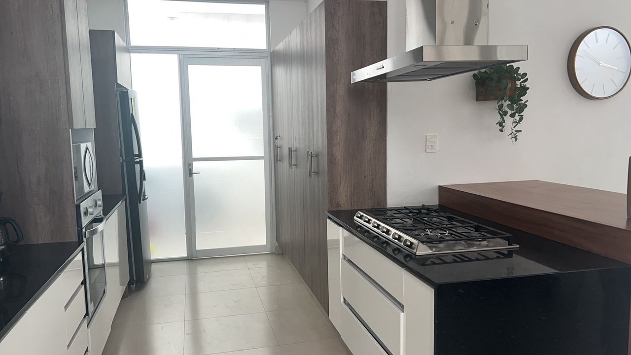 Photo of Kitchen in Burgos Bugambilias
