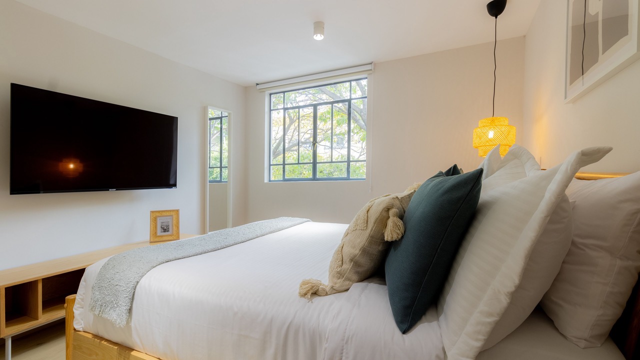 Photo of Bedroom in Anahuac