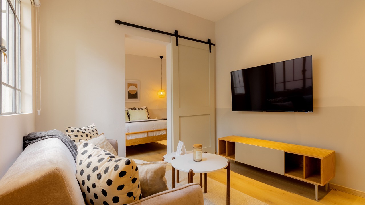 Photo of Livingroom in Anahuac