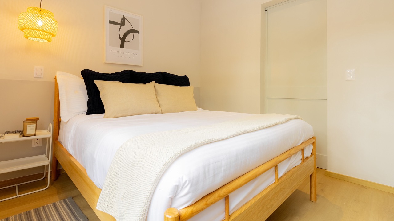 Photo of Bedroom in Anahuac