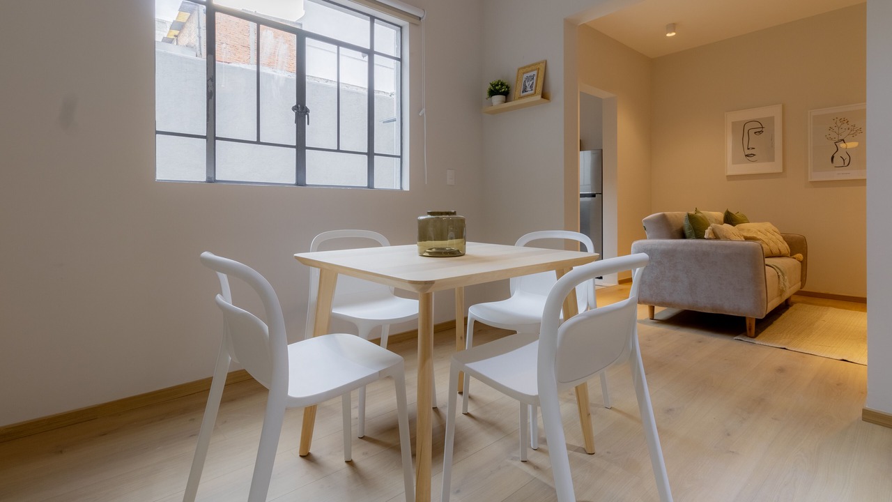 Photo of Livingroom in Anahuac