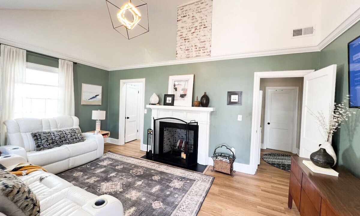 Photo of Livingroom in Spartanburg