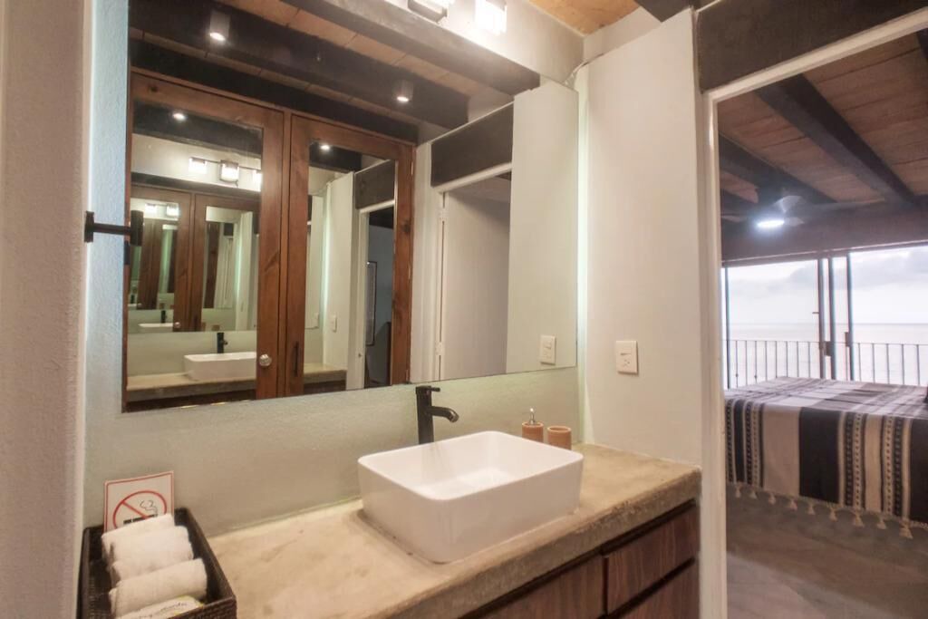 Photo of Bathroom in South Shore Hotel Area