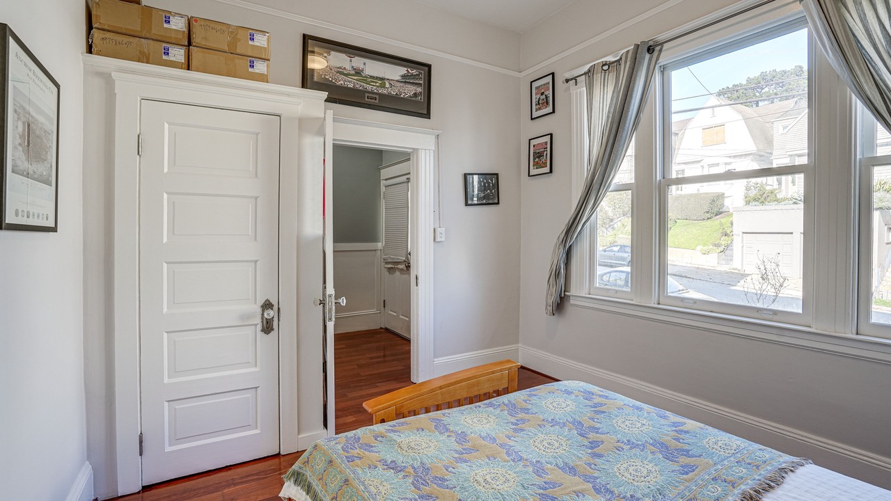 Photo of Bedroom in Noe Valley