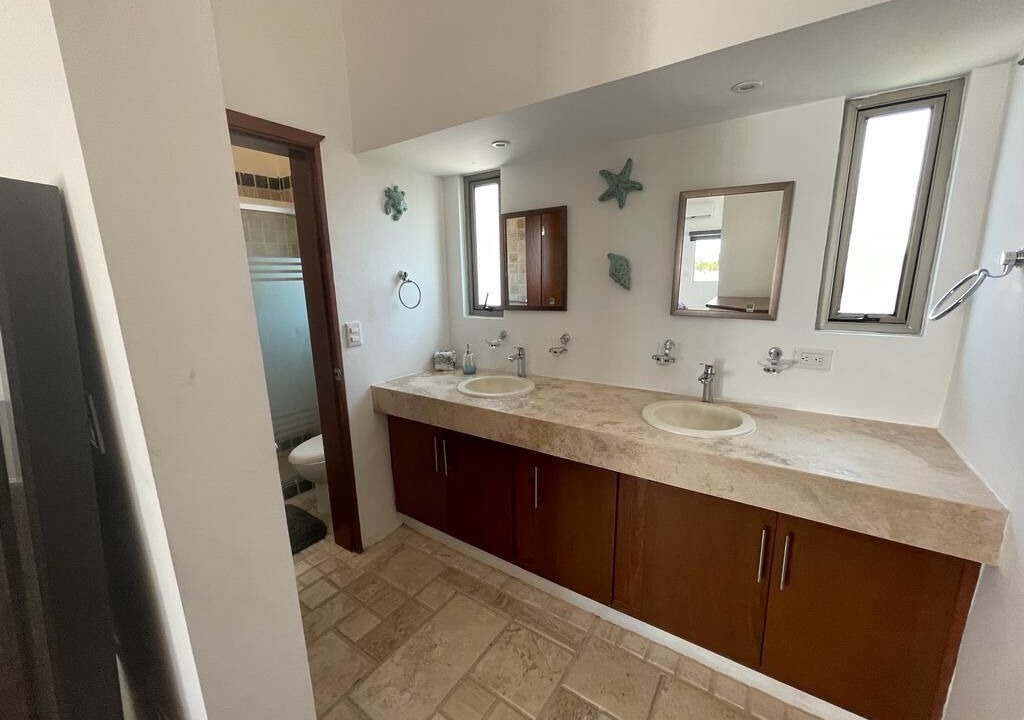 Photo of Bathroom in Marina Mazatlan