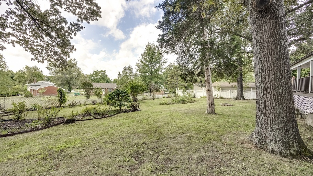 Photo of Outdoor in Radcliff