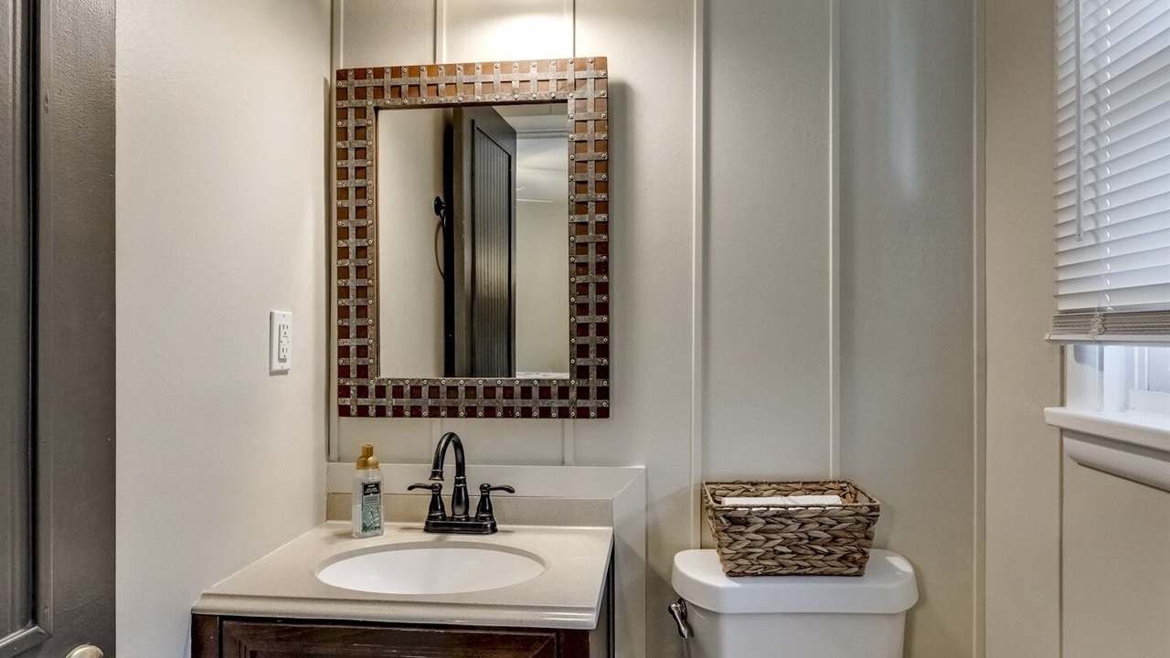 Photo of Bathroom in Radcliff