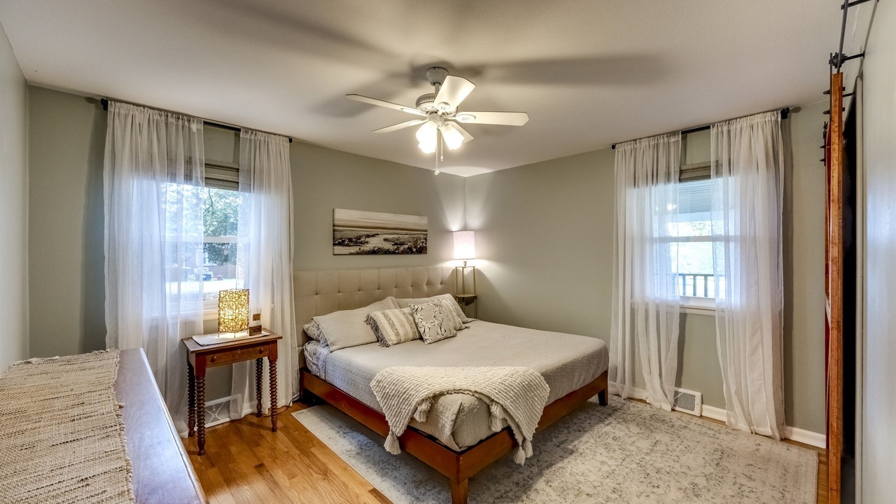 Photo of Bedroom in Radcliff