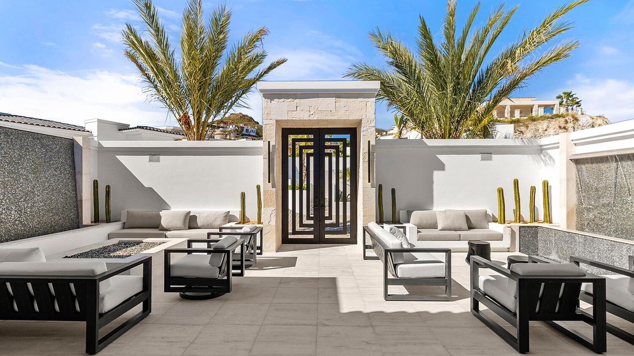 Photo of Patio Balcony in Buzzards