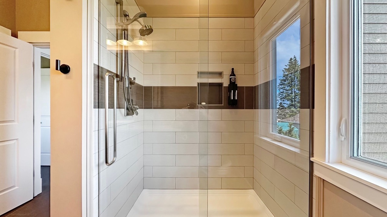 Photo of Bathroom in Saint David