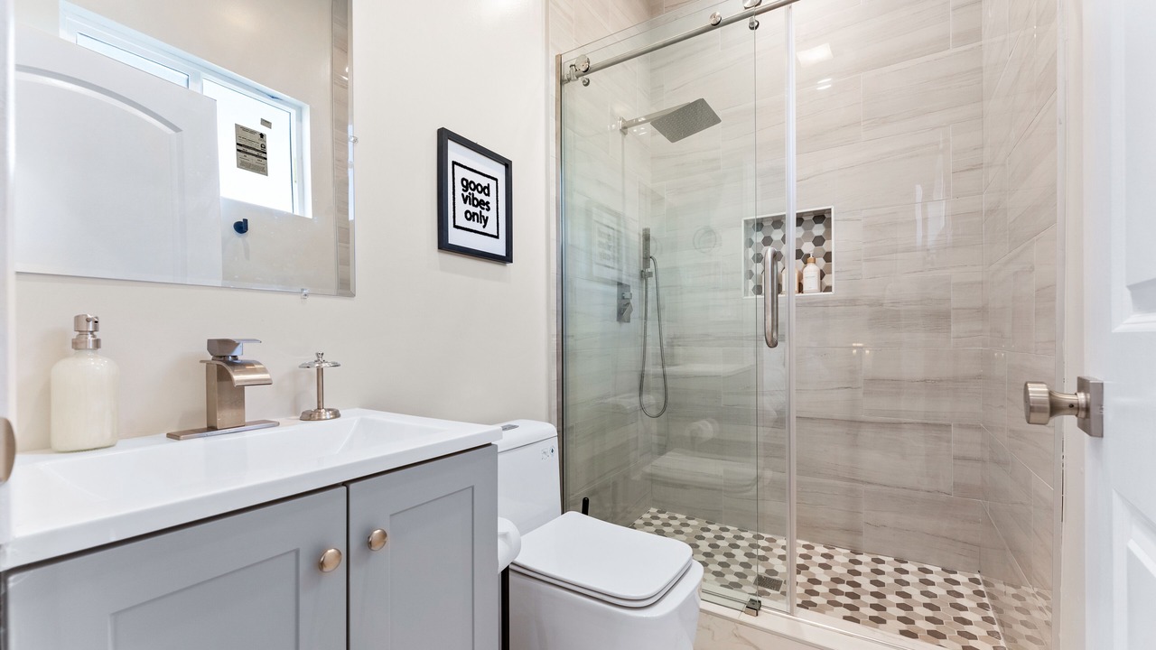 Photo of Bathroom in Los Angeles