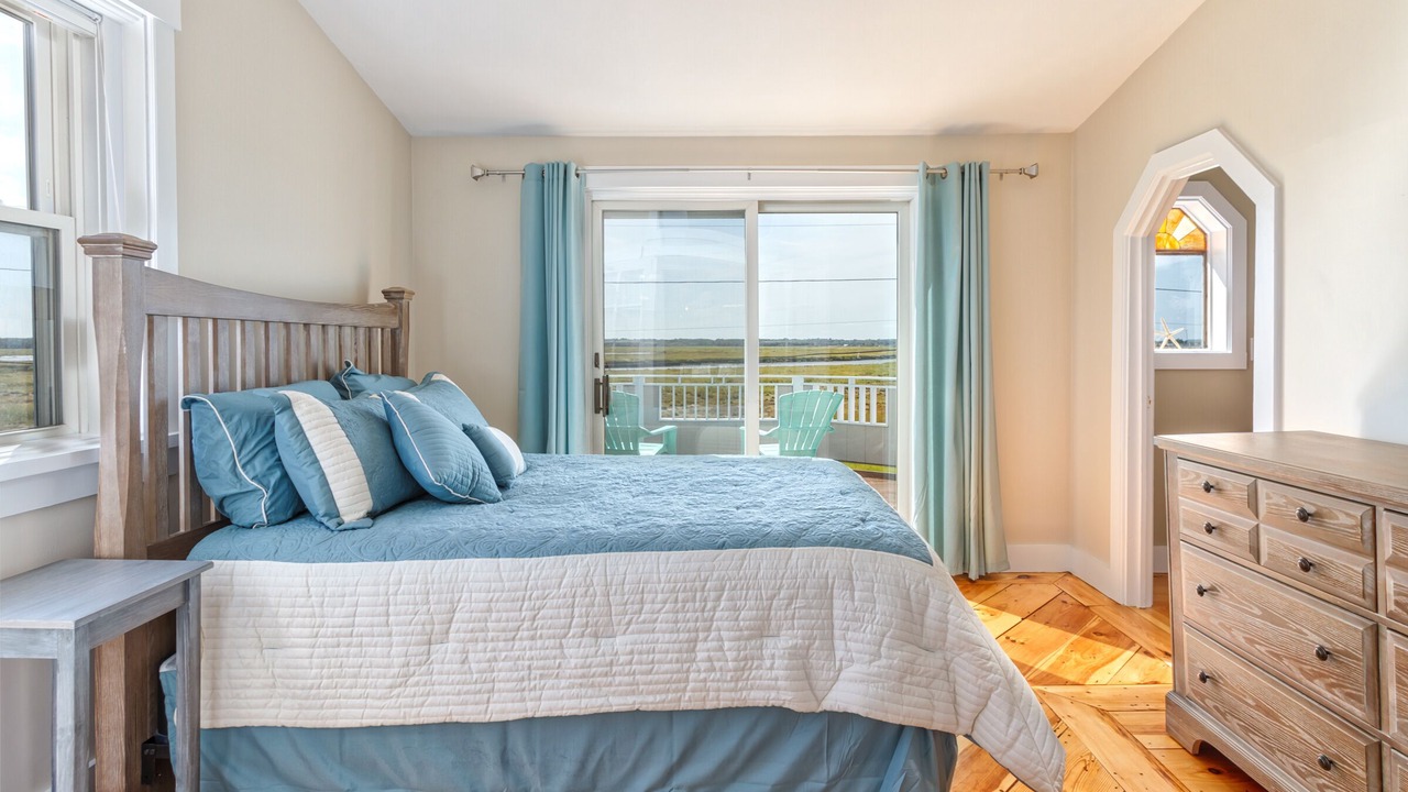 Photo of Bedroom in Newbury