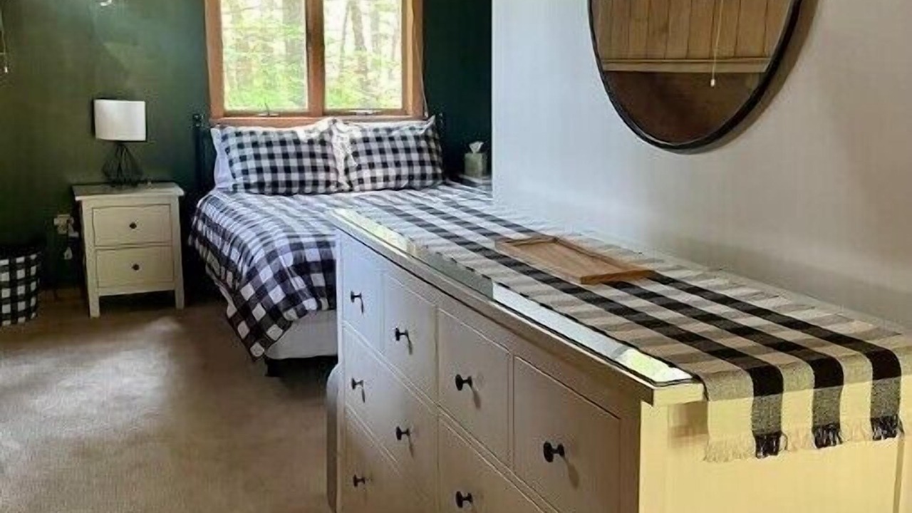 Photo of Bedroom in Freedom