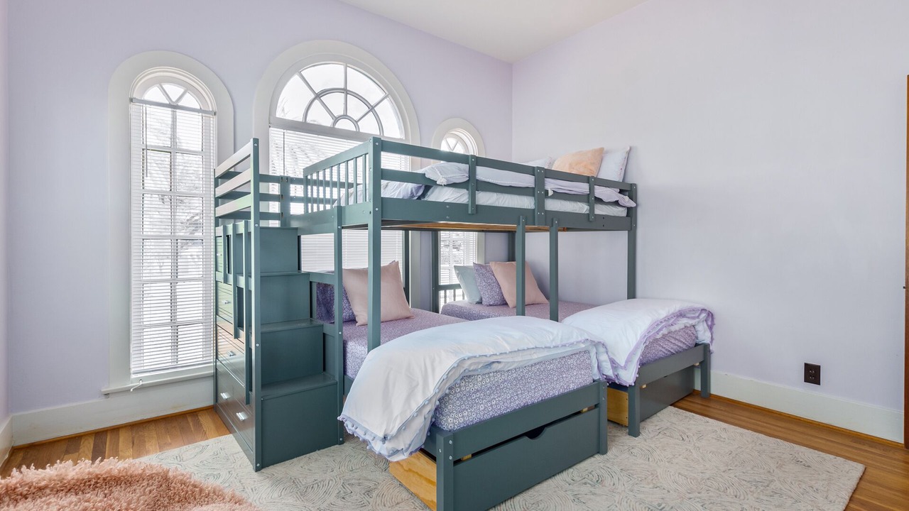 Photo of Bedroom in Sam Hughes