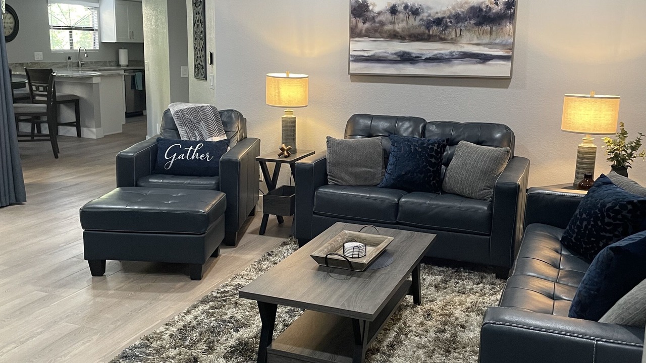 Photo of Livingroom in Camelback East