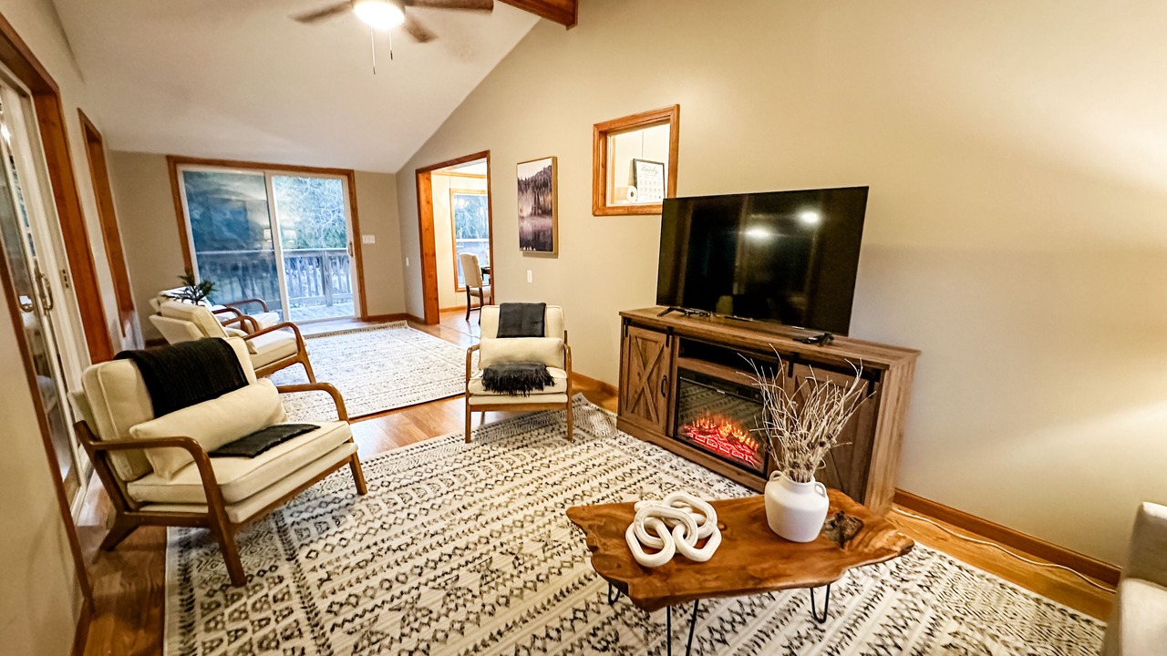 Photo of Livingroom in Farwell