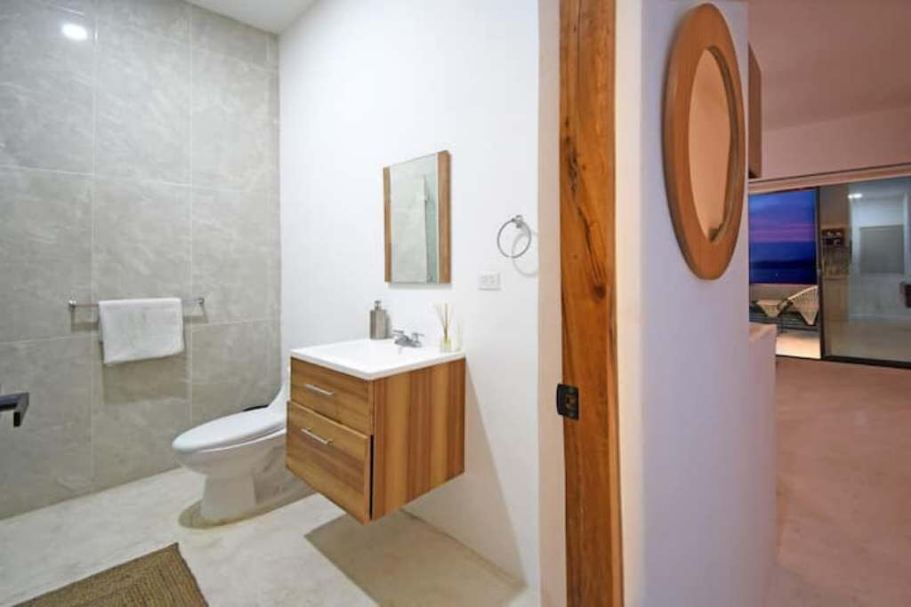 Photo of Bathroom in Pichilingue