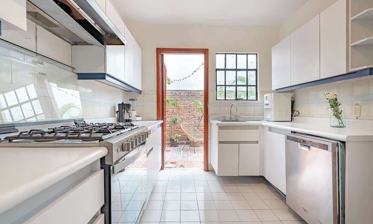 Photo of Kitchen in Hipodromo
