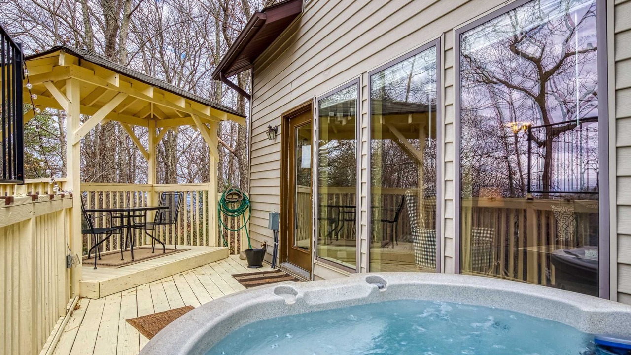 Photo of Patio Balcony in Chalet Village