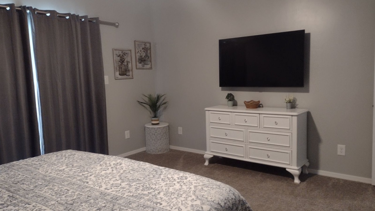 Photo of Bedroom in Fortuna Foothills