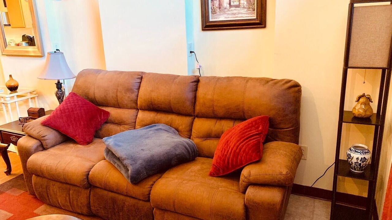 Photo of Livingroom in Waverly