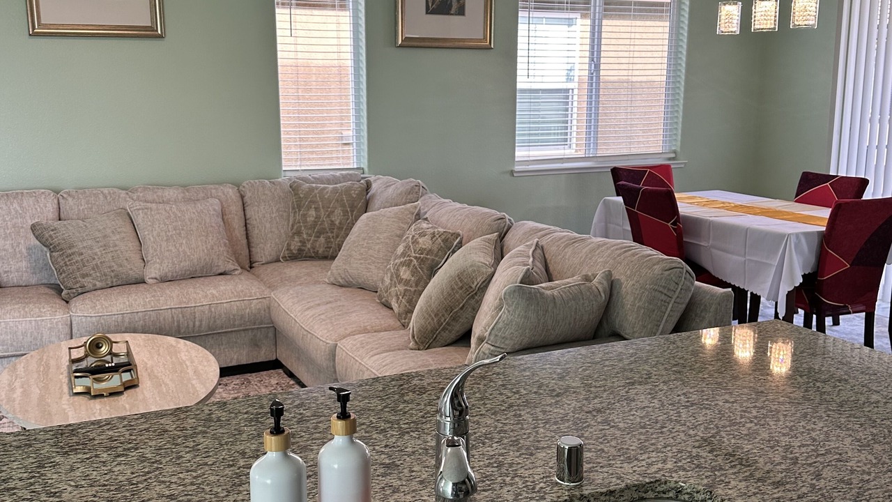 Photo of Livingroom in North Natomas