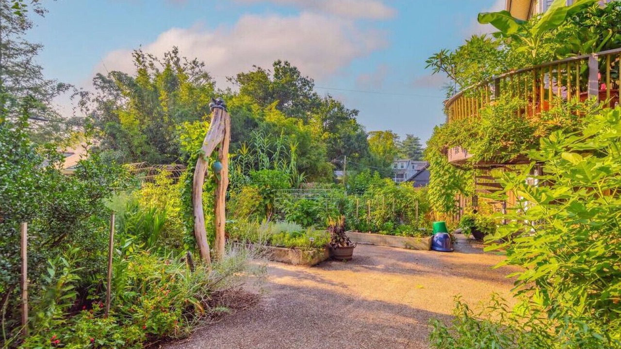 Photo of Outdoor in Belmont - Hillsboro