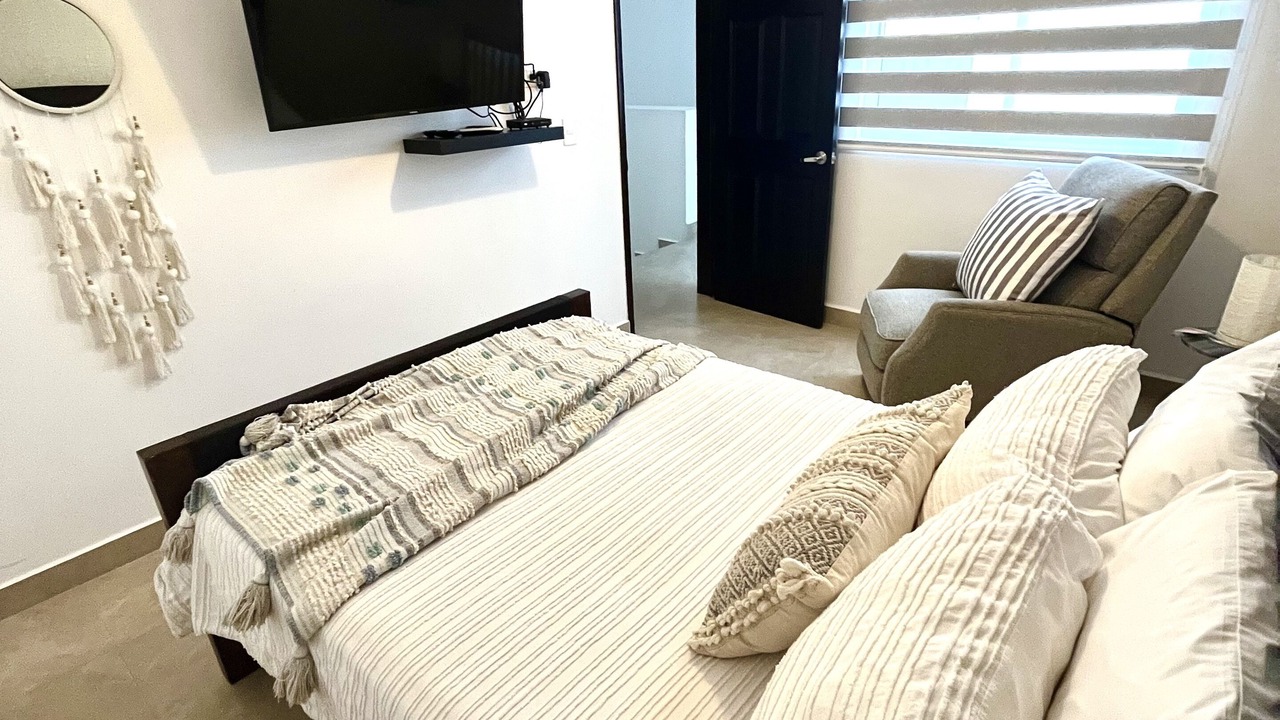 Photo of Bedroom in Cerritos