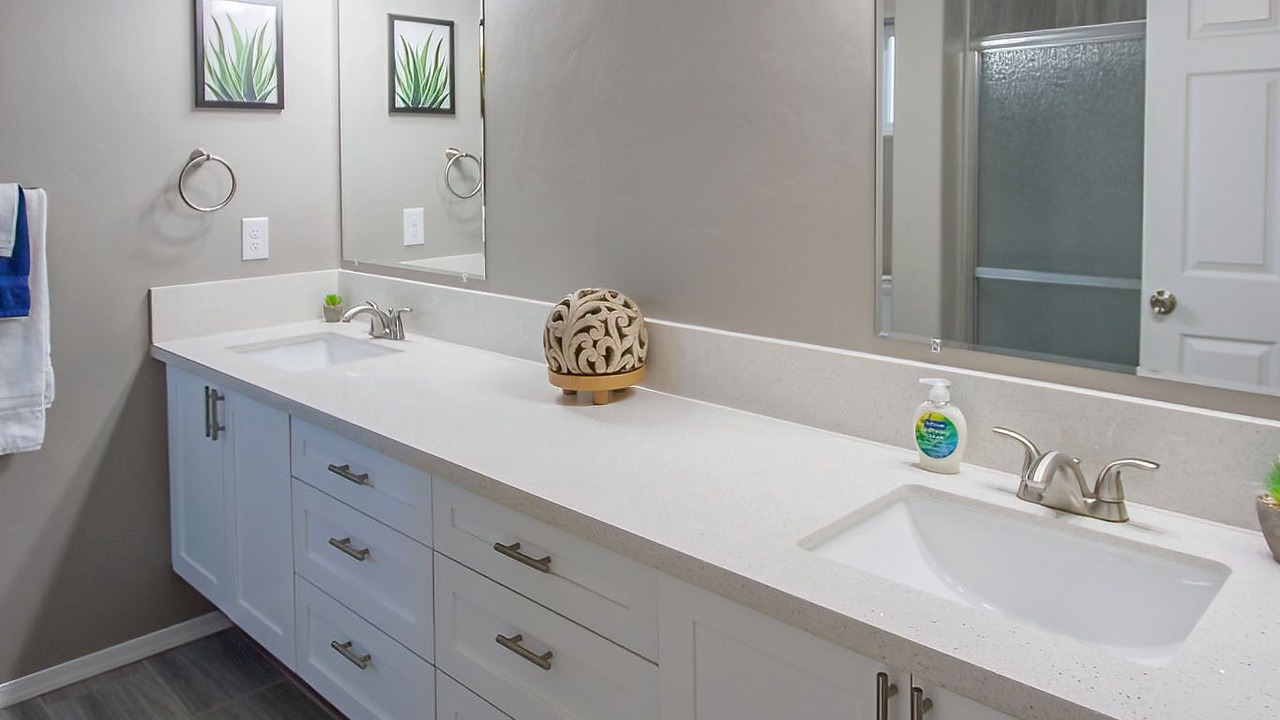 Photo of Bathroom in The Garden District