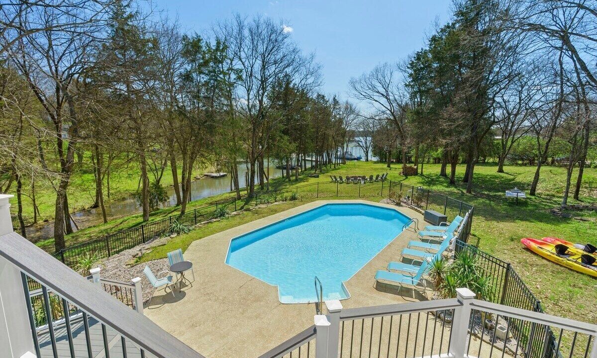 Photo of Outdoor in Hendersonville