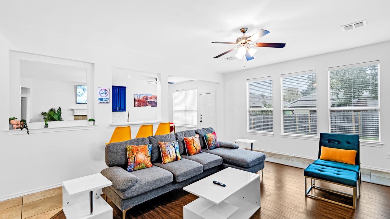 Photo of Livingroom in South Arlington