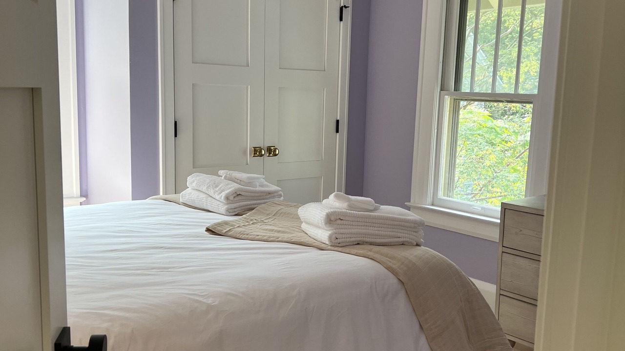 Photo of Bedroom in Burns Park