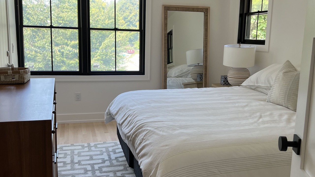 Photo of Bedroom in Burns Park