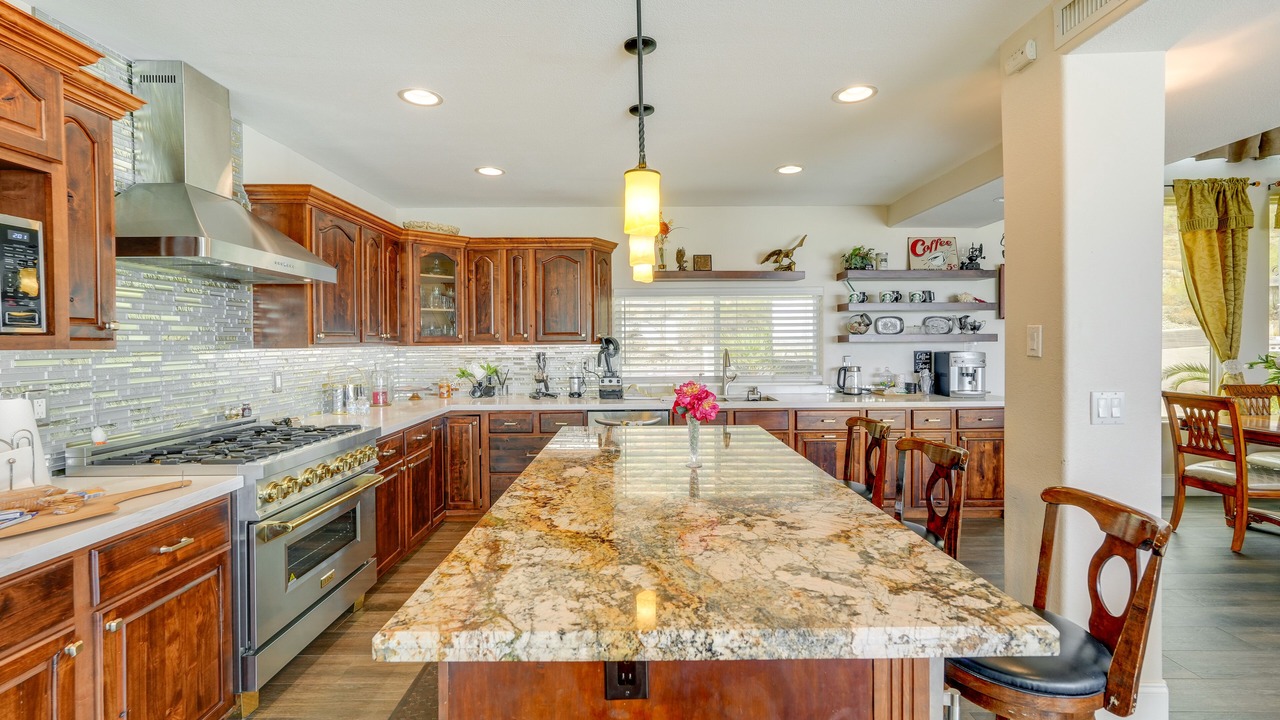 Photo of Kitchen in Paradise Valley Village
