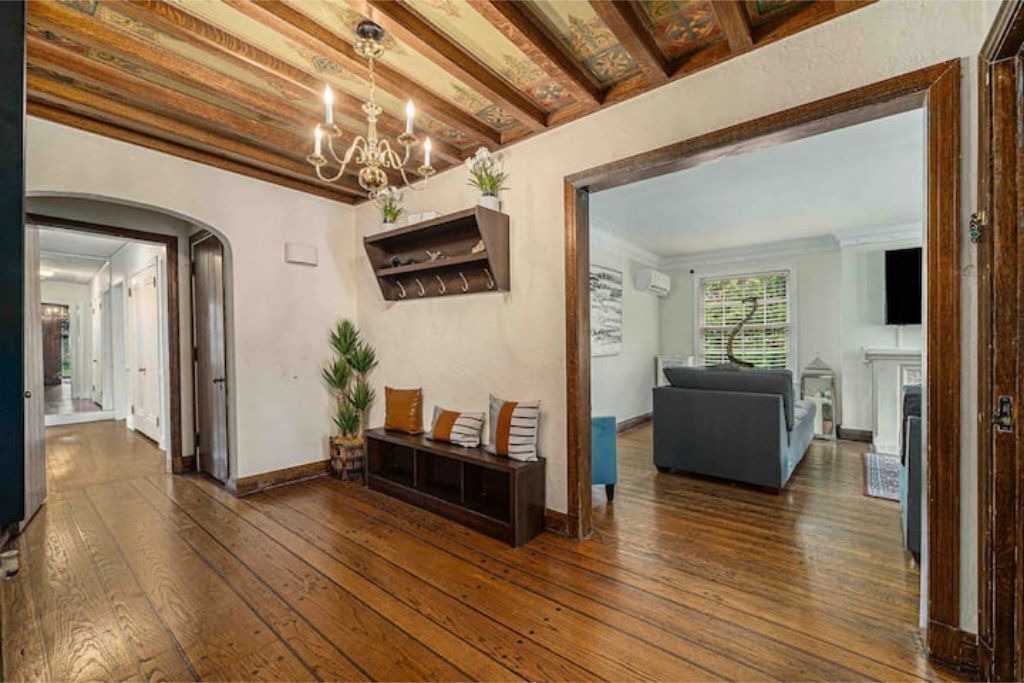 Photo of Livingroom in Grosse Pointe