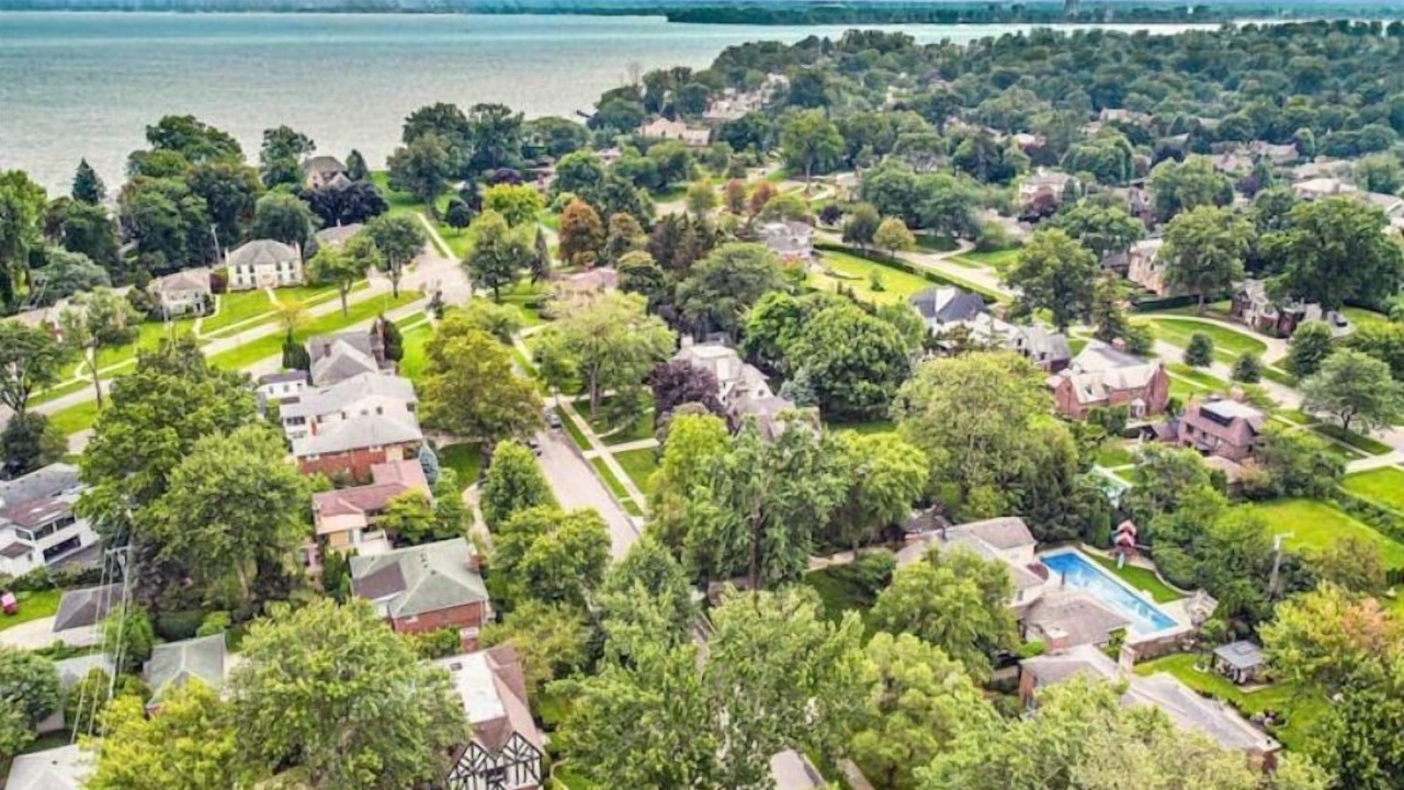 Photo of Outdoor in Grosse Pointe