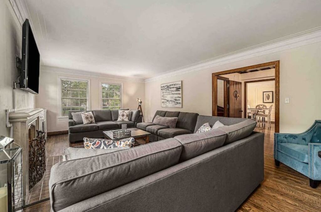 Photo of Livingroom in Grosse Pointe