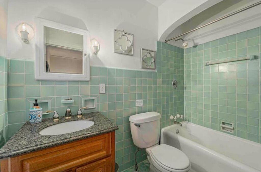 Photo of Bathroom in Grosse Pointe