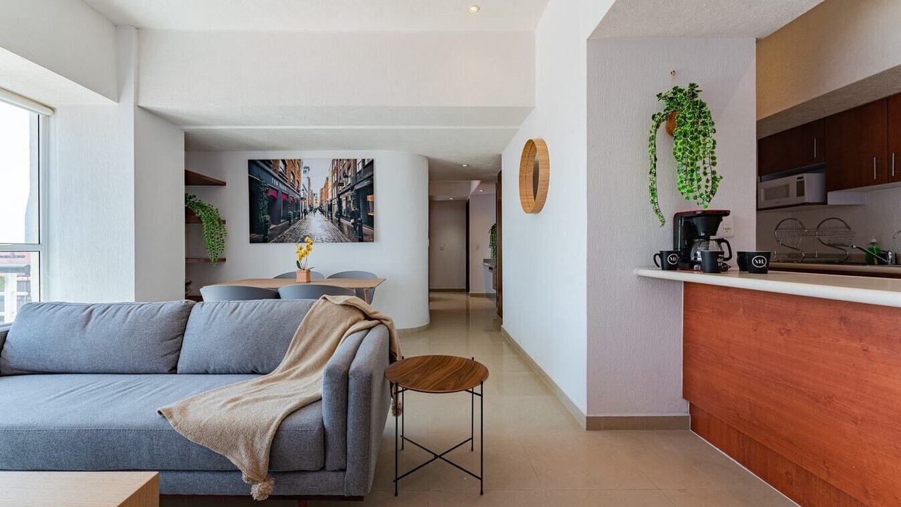 Photo of Livingroom in Anahuac