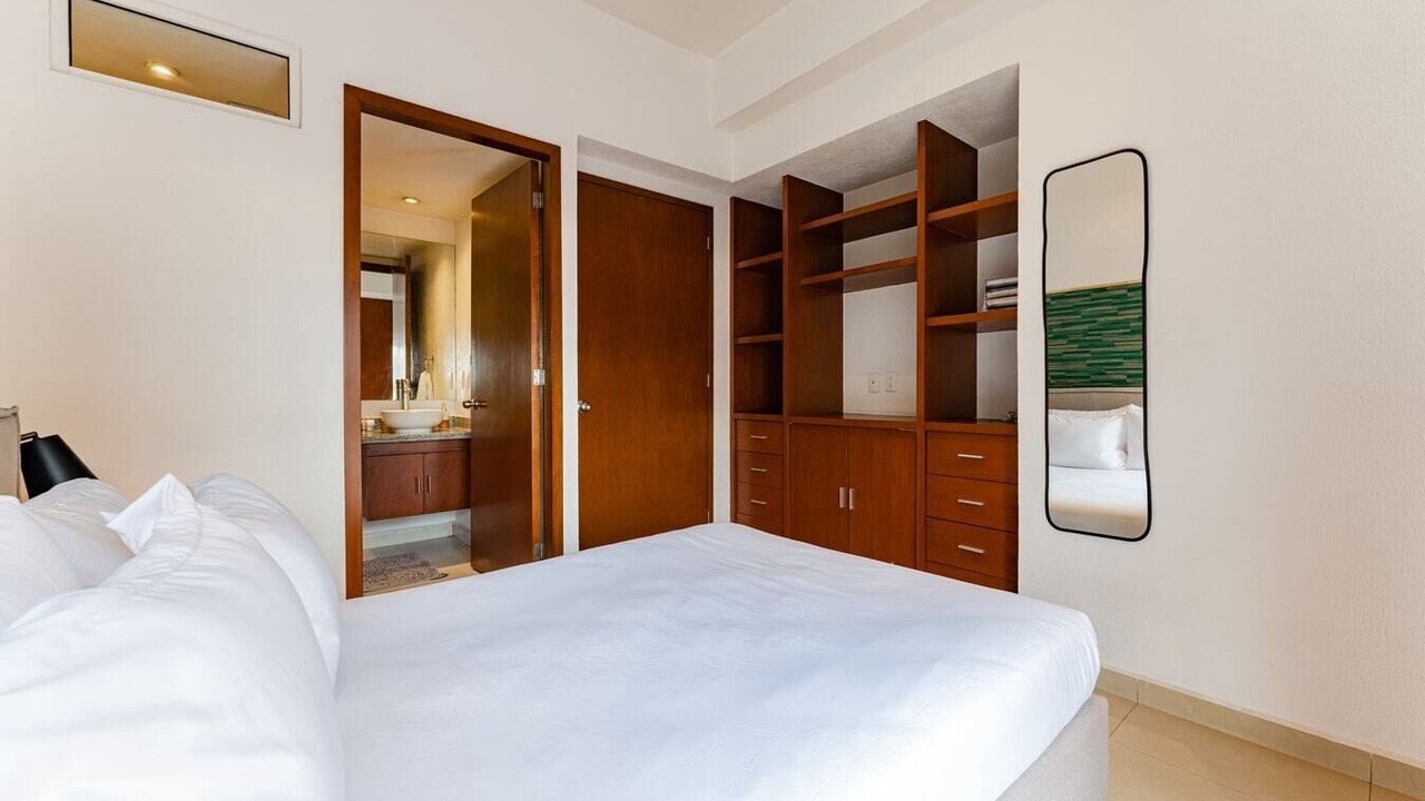 Photo of Bedroom in Anahuac