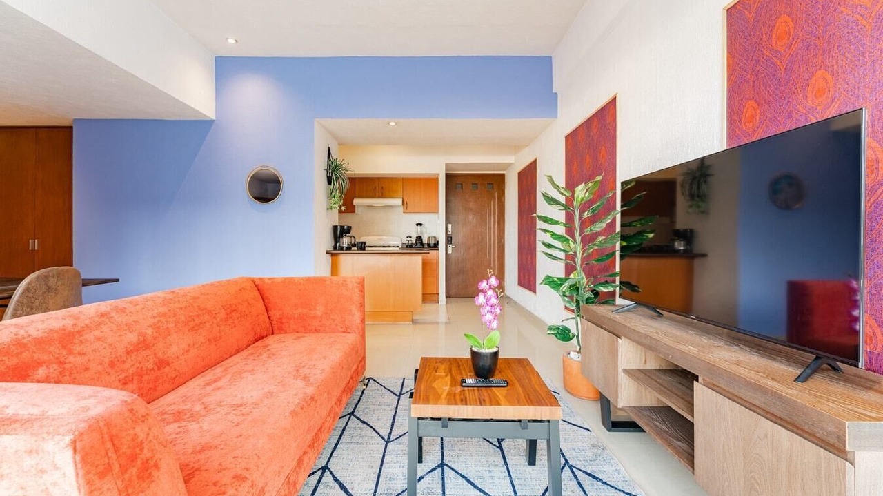 Photo of Livingroom in Anahuac