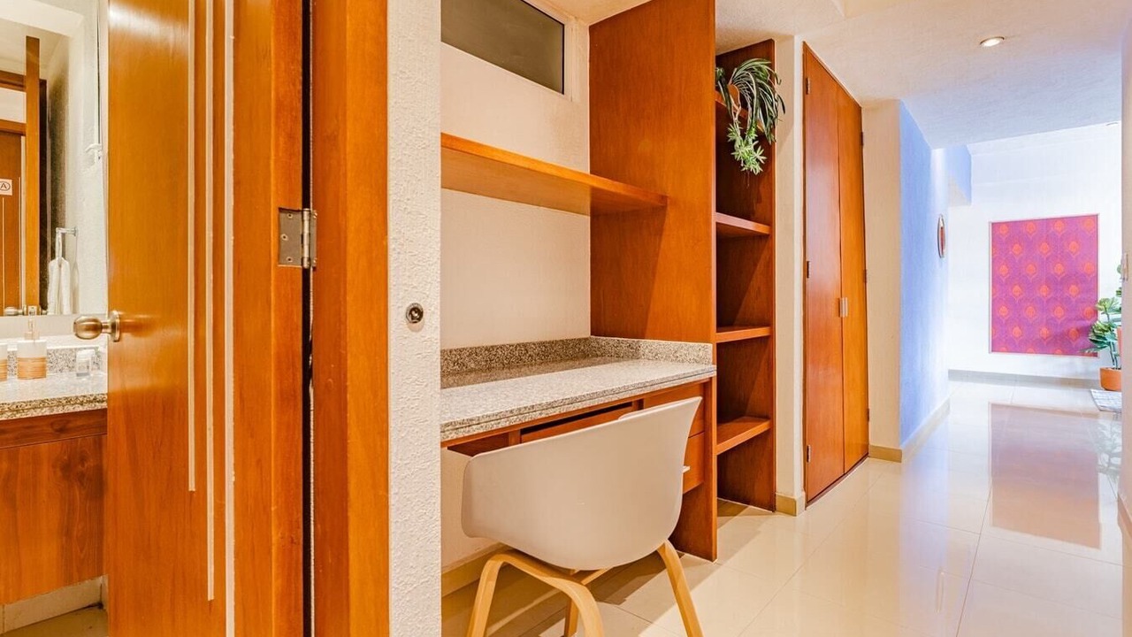 Photo of Bathroom in Anahuac