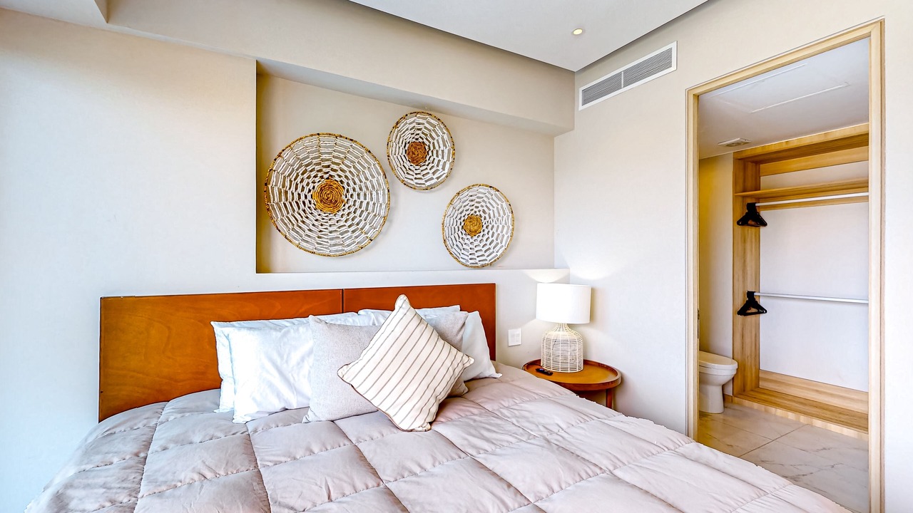 Photo of Bedroom in Flamingos
