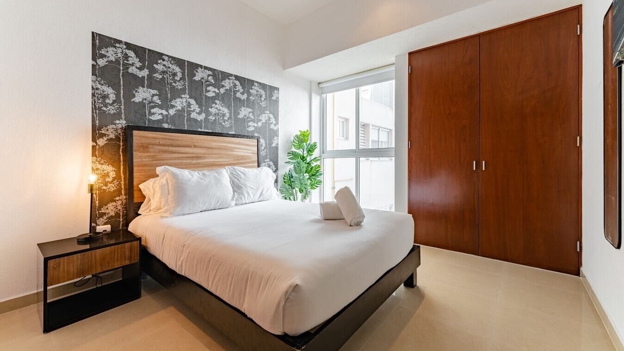 Photo of Bedroom in Anahuac