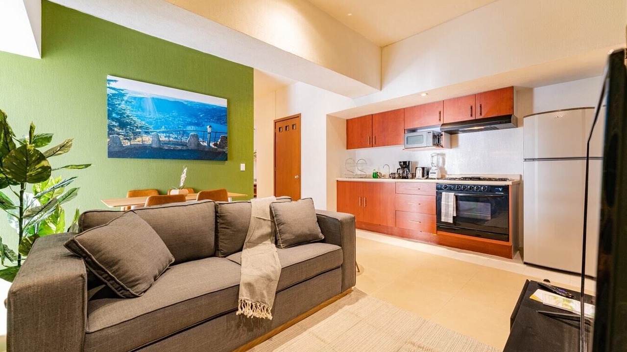 Photo of Livingroom in Anahuac